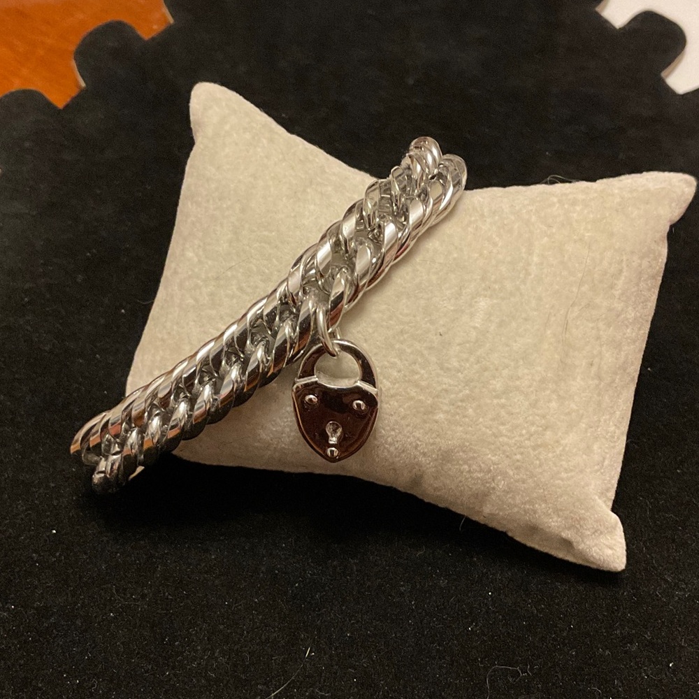 Stella and Dot Silver Tone Chain Bracelet with Lock Charm